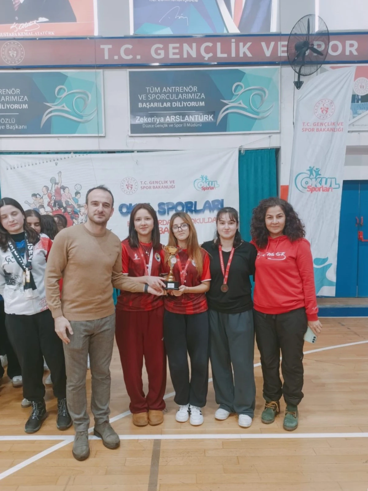 Gen&ccedil;ler Dart M&uuml;sabakaları Sona Erdi