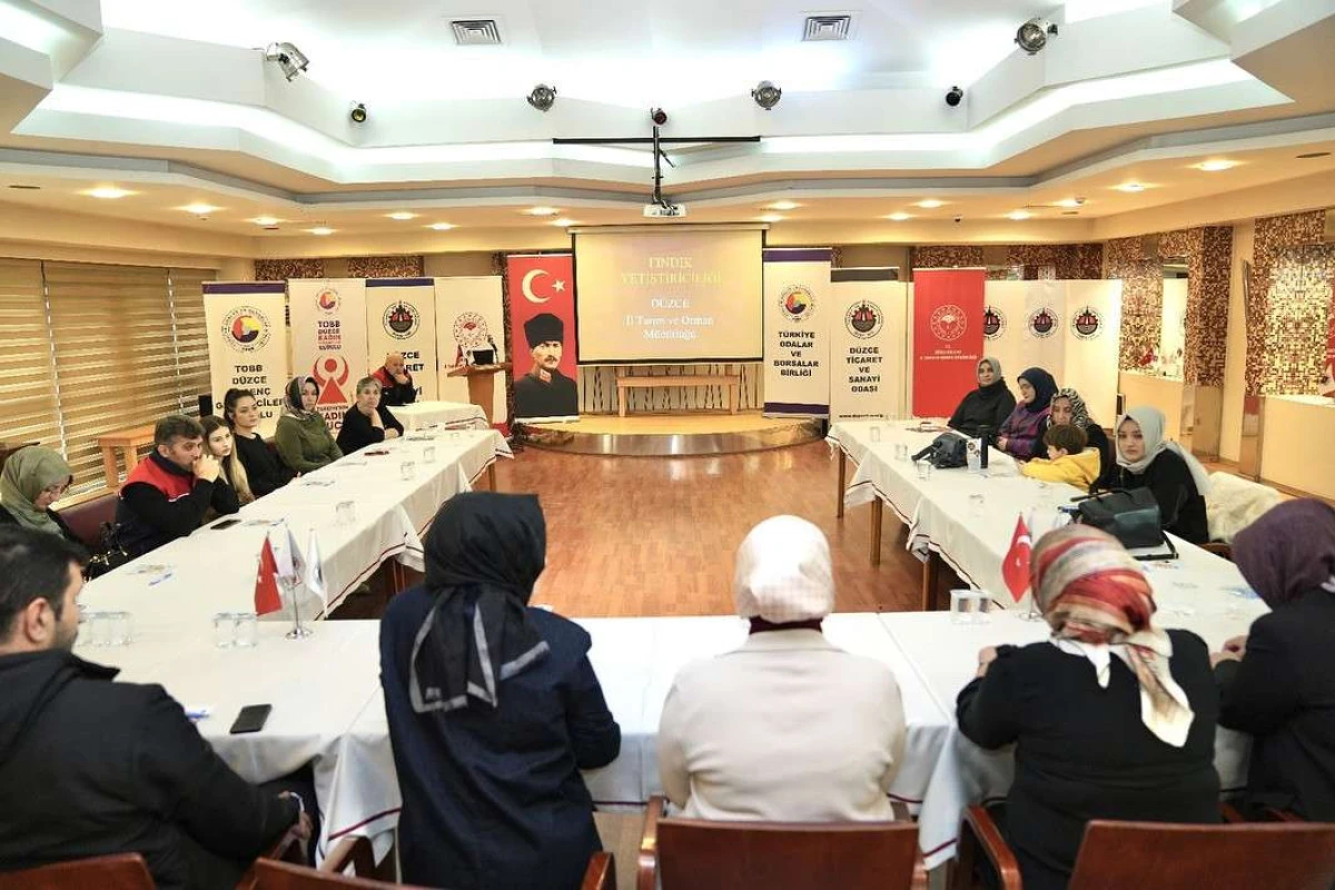 Girişimcilik ve İş Modeli Geliştirme Eğitimi Verildi