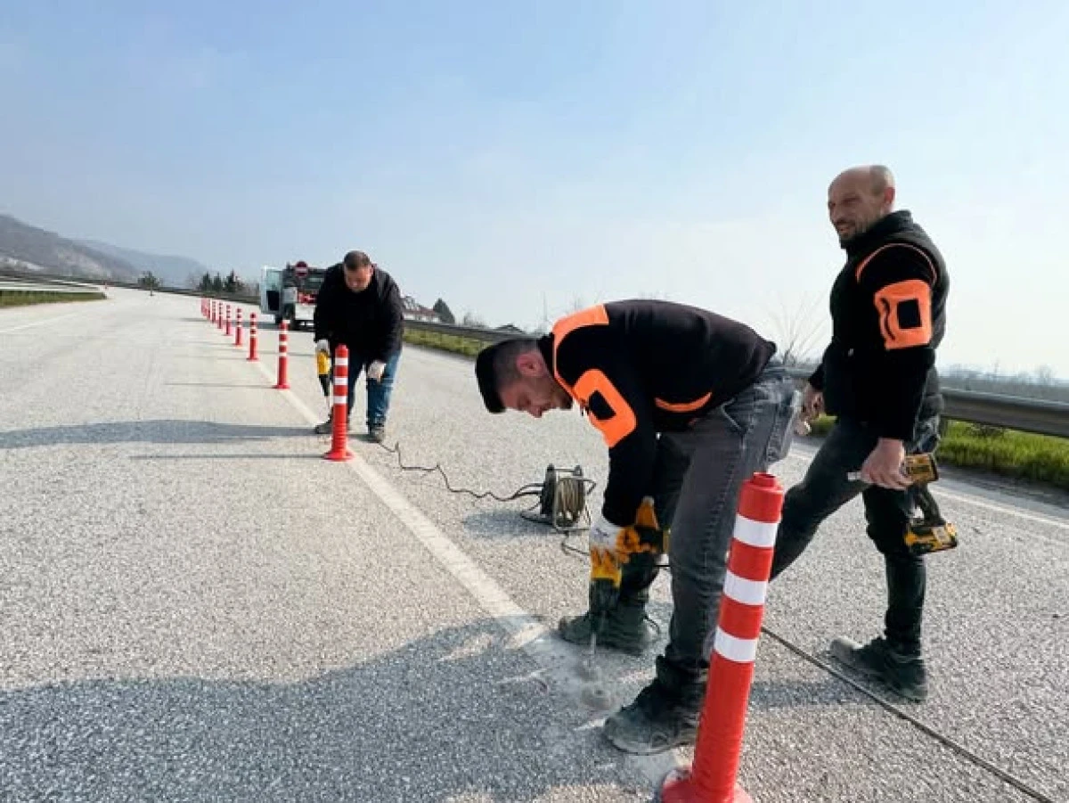 G&Ouml;LYAKA BELEDİYESİ&rsquo;NDEN TRAFİK G&Uuml;VENLİĞİNE &Ouml;NEMLİ ADIM