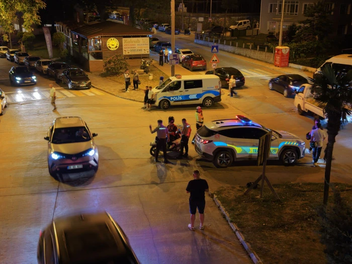 (G&ouml;r&uuml;nt&uuml;l&uuml;) AK&Ccedil;AKOCA&rsquo;DA ABARTI EGZOZLU MOTOSİKLETLERE SIKI DENETİM