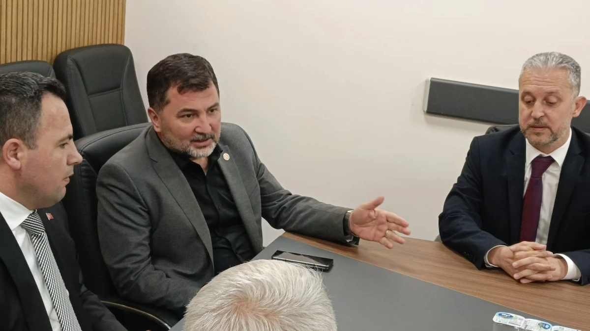 (G&ouml;r&uuml;nt&uuml;l&uuml;) Hastane A&ccedil;ıldı, Eksikler G&uuml;ndemde: Otopark ve Yol Uyarısı