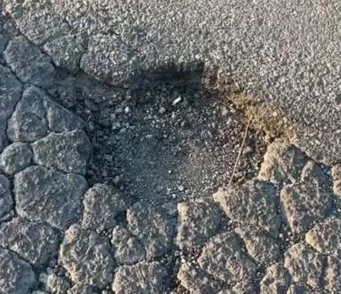 (G&ouml;r&uuml;nt&uuml;l&uuml;) Turizm Kenti Ak&ccedil;akoca&rsquo;da Utandıran Manzara: Yollar İ&ccedil;ler Acısı
