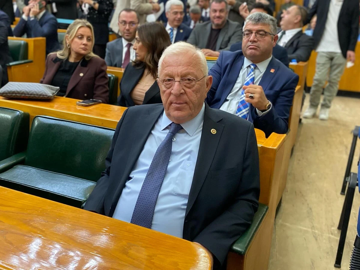 (Görüntülü) VEKİL ÖZCAN,UMUT TACİRLİĞİYLE VATANDAŞ OYALANIYOR