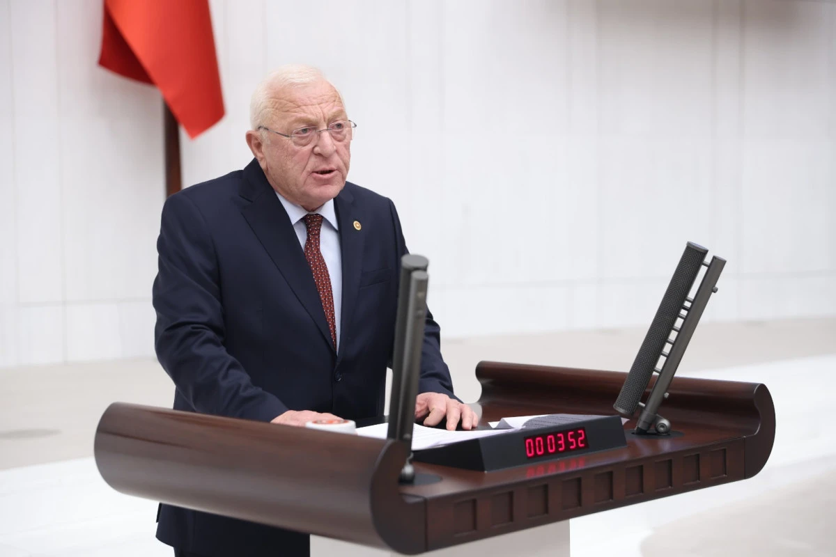 (G&ouml;r&uuml;nt&uuml;l&uuml; )VEKİL TALİH &Ouml;ZCAN TBMM &Ccedil;OK SERT KONUŞTU