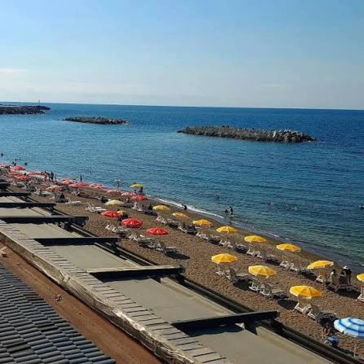 (G&ouml;r&uuml;nt&uuml;l&uuml;)AK&Ccedil;AKOCA&rsquo;DA BUG&Uuml;N DENİZ KEYFİ BİR BAŞKA!
