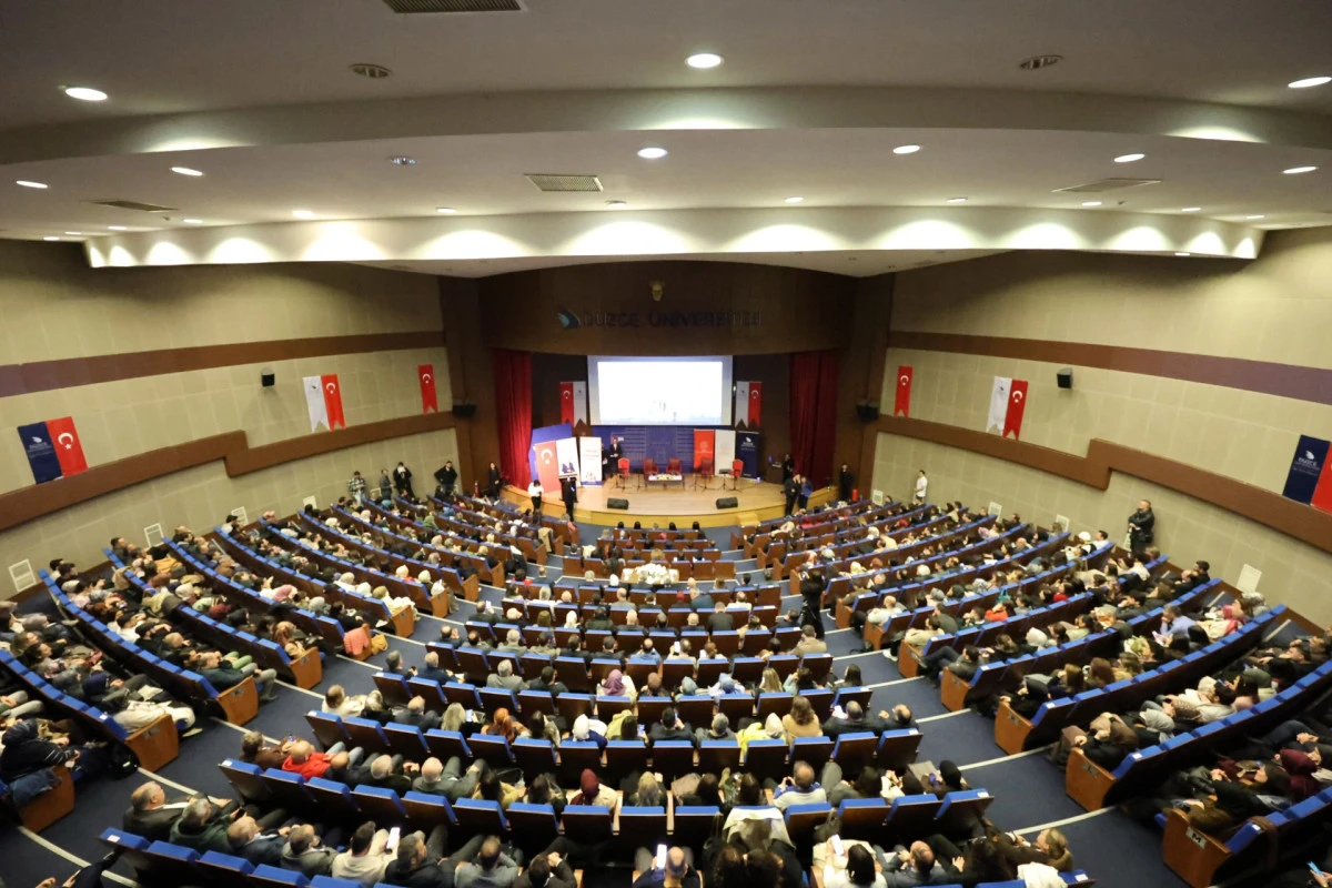  &ldquo;G&uuml;&ccedil;l&uuml; Aile G&uuml;&ccedil;l&uuml; Gelecek Kongresi&rdquo; D&uuml;zce &Uuml;niversitesi Ev Sahipliğinde Başladı