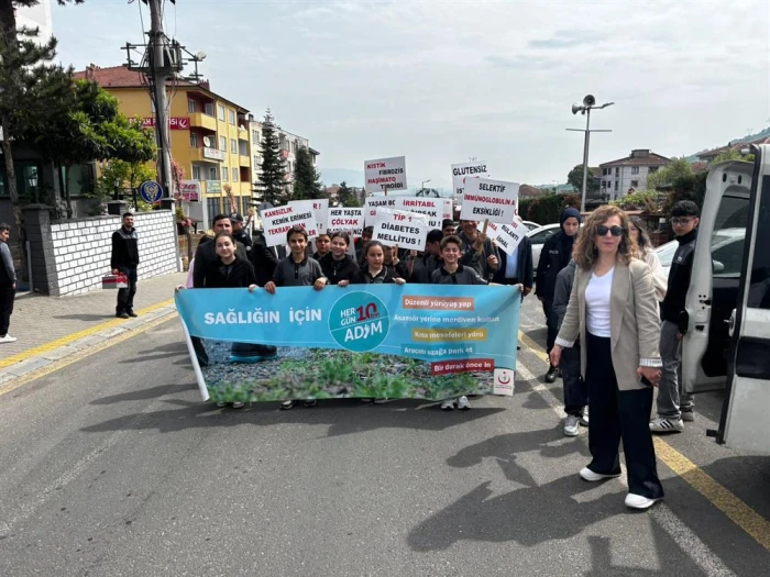 G&Uuml;M&Uuml;ŞOVA DA SAĞLIK İ&Ccedil;İN Y&Uuml;R&Uuml;D&Uuml;LER