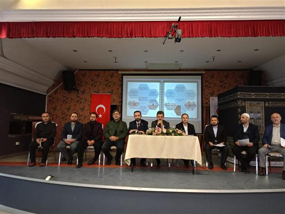 Hacı adayları için  eğitim semineri düzenlendi.