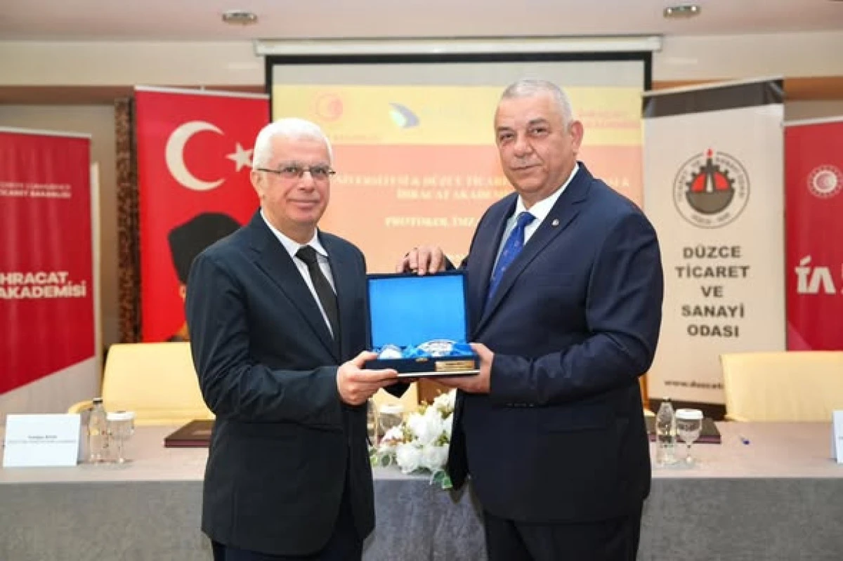 İhracat Akademisi D&uuml;zce&rsquo;ye Hayırlı Olsun