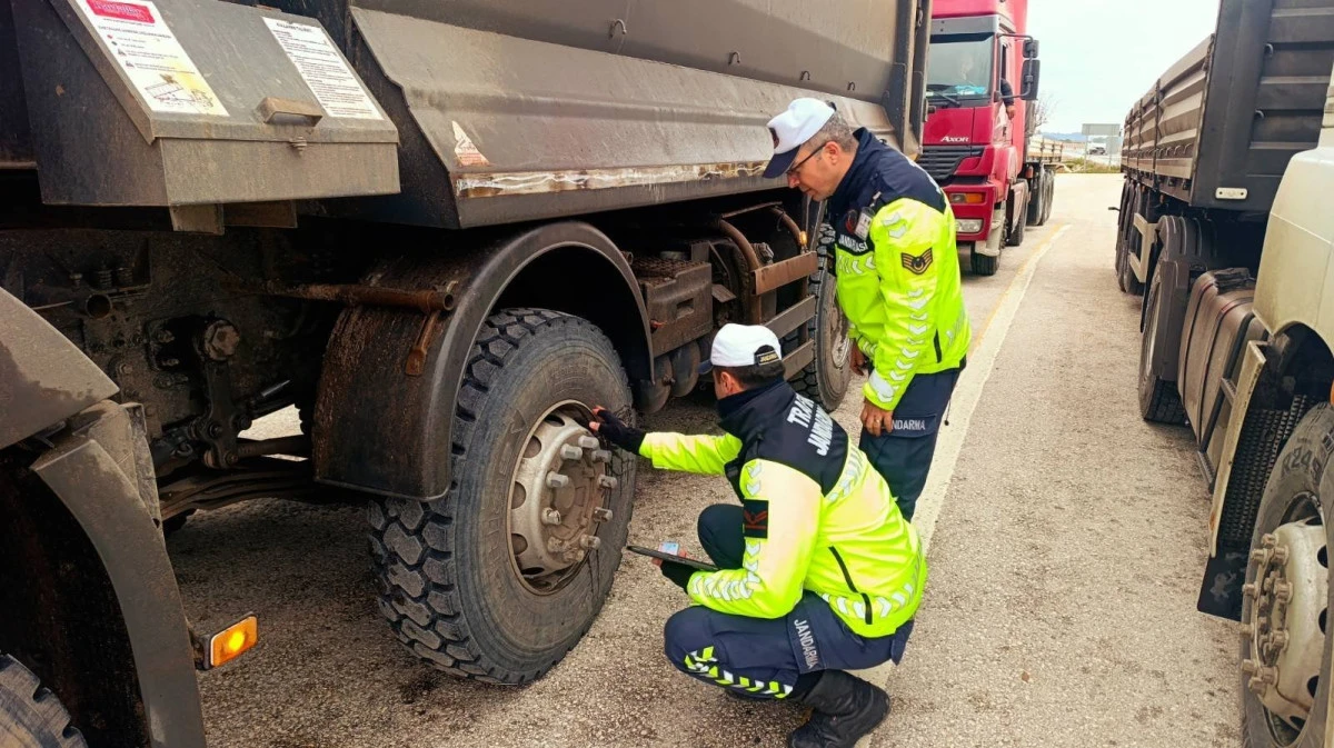 jANDARMA HAFTALIK ASAYİŞ RAPORUNU A&Ccedil;IKLADI