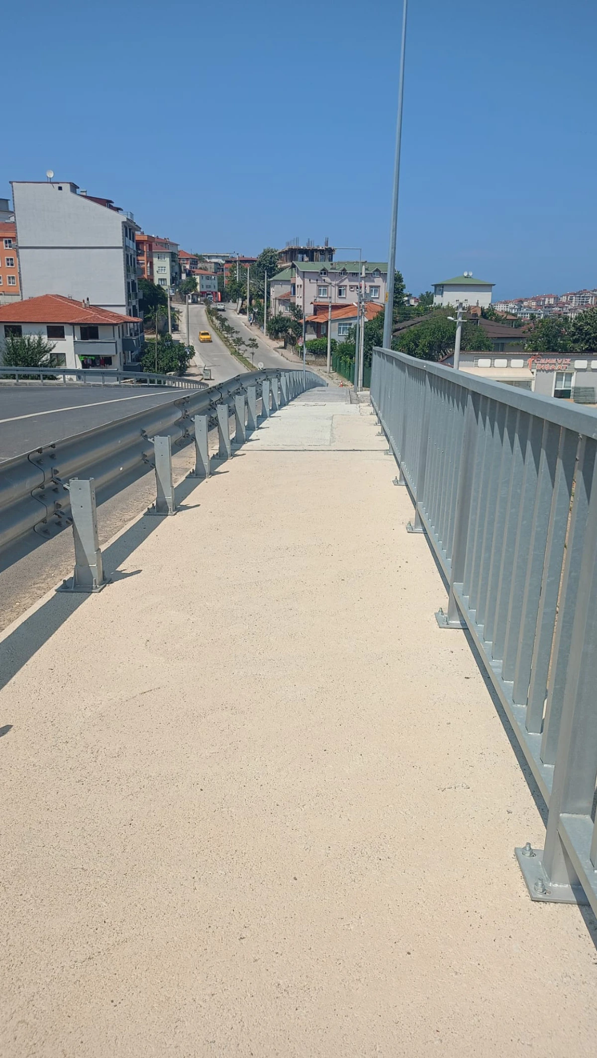 Kaldırım Var Ama Devamı Yok: İşte O Nokta