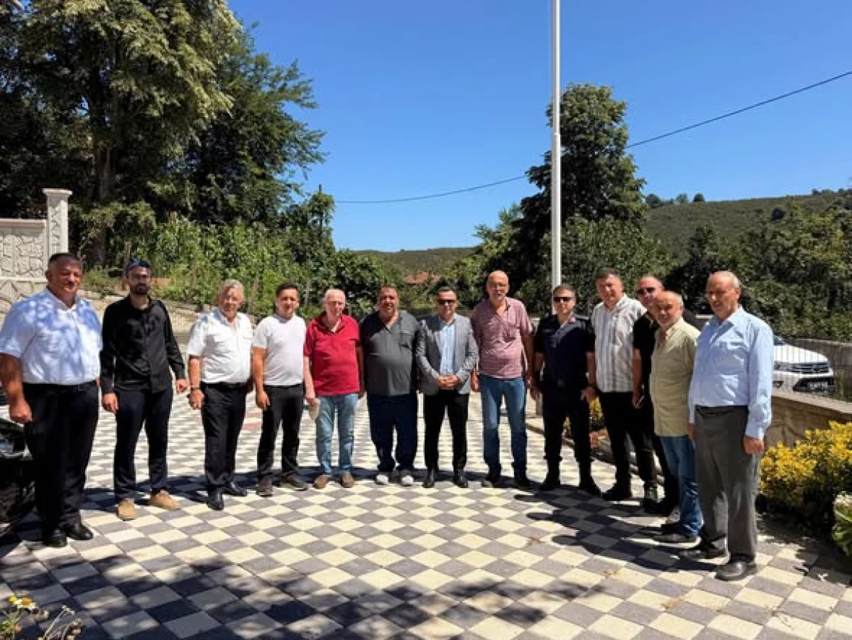 KAYMAKAM UZAN K&Ouml;Y BULUŞMALARINA DEVAM EDİYOR