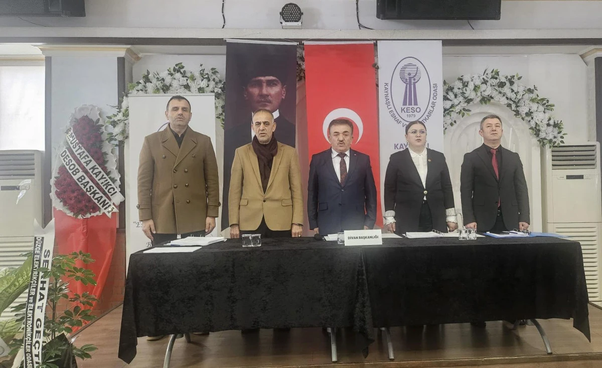 KAYNAŞLI ESNAFI BAŞKANINI SE&Ccedil;Tİ