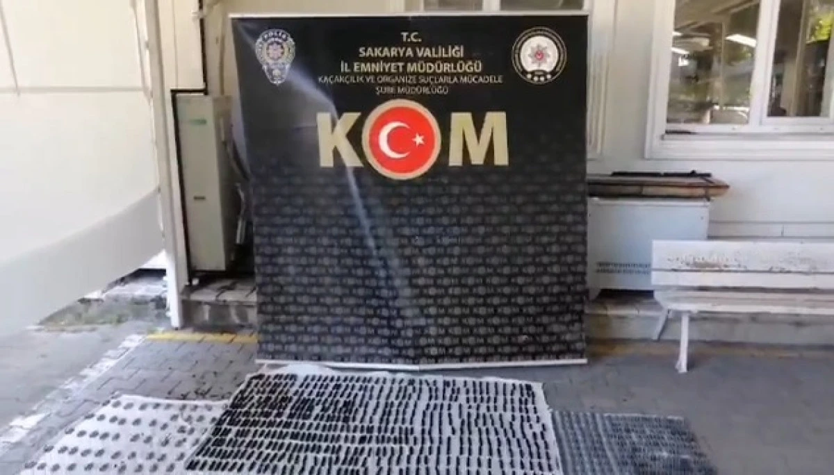 KOMŞUDA 2 BİN SİLAH PAR&Ccedil;ASI