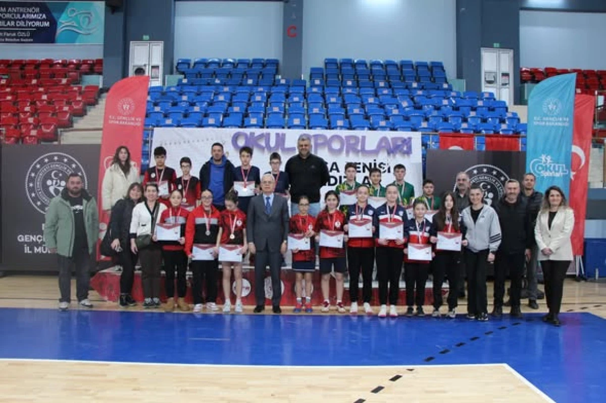 Masa Tenisi Grup M&uuml;sabakaları Sona Erdi