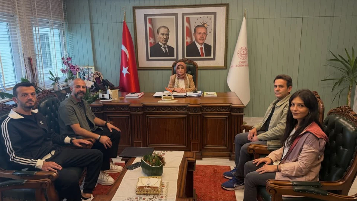MİLLİ EĞİTİM M&Uuml;D&Uuml;R&Uuml; İLE G&Ouml;R&Uuml;ŞT&Uuml;