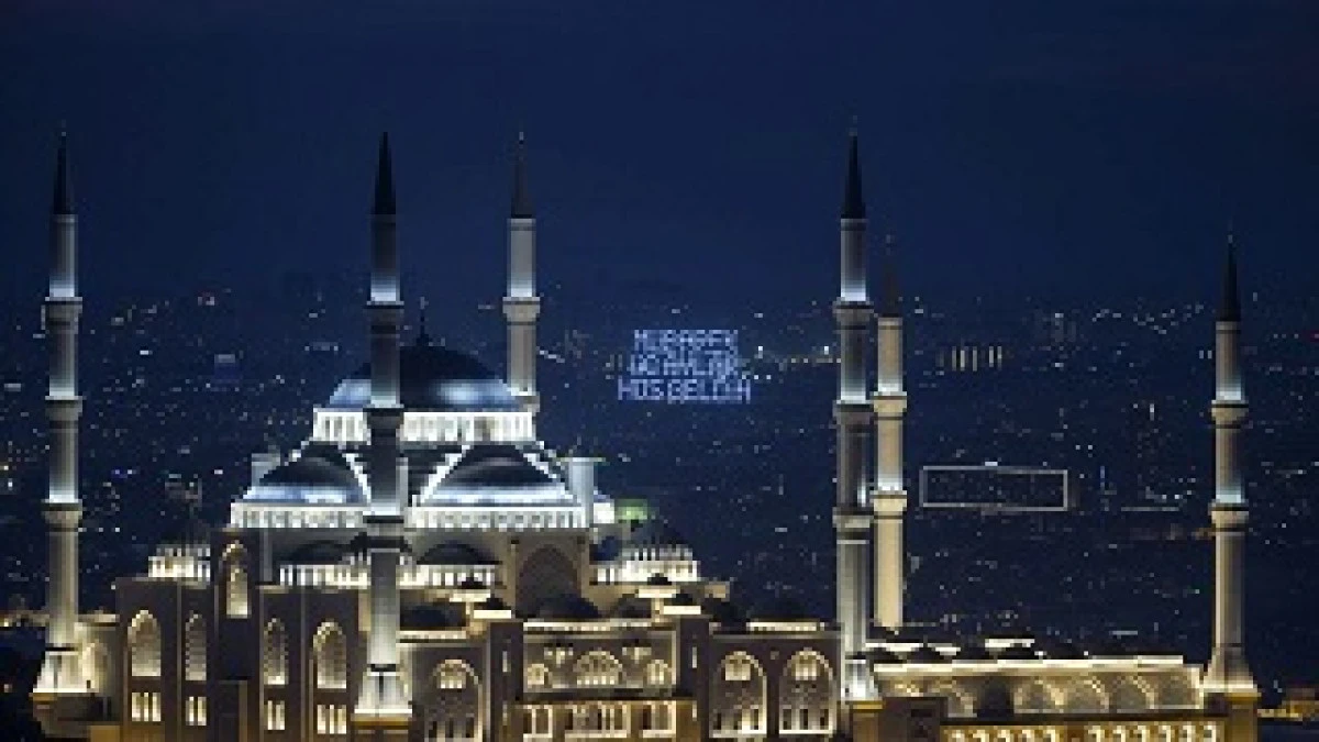 M&uuml;barek &uuml;&ccedil; aylar bug&uuml;n başlıyor