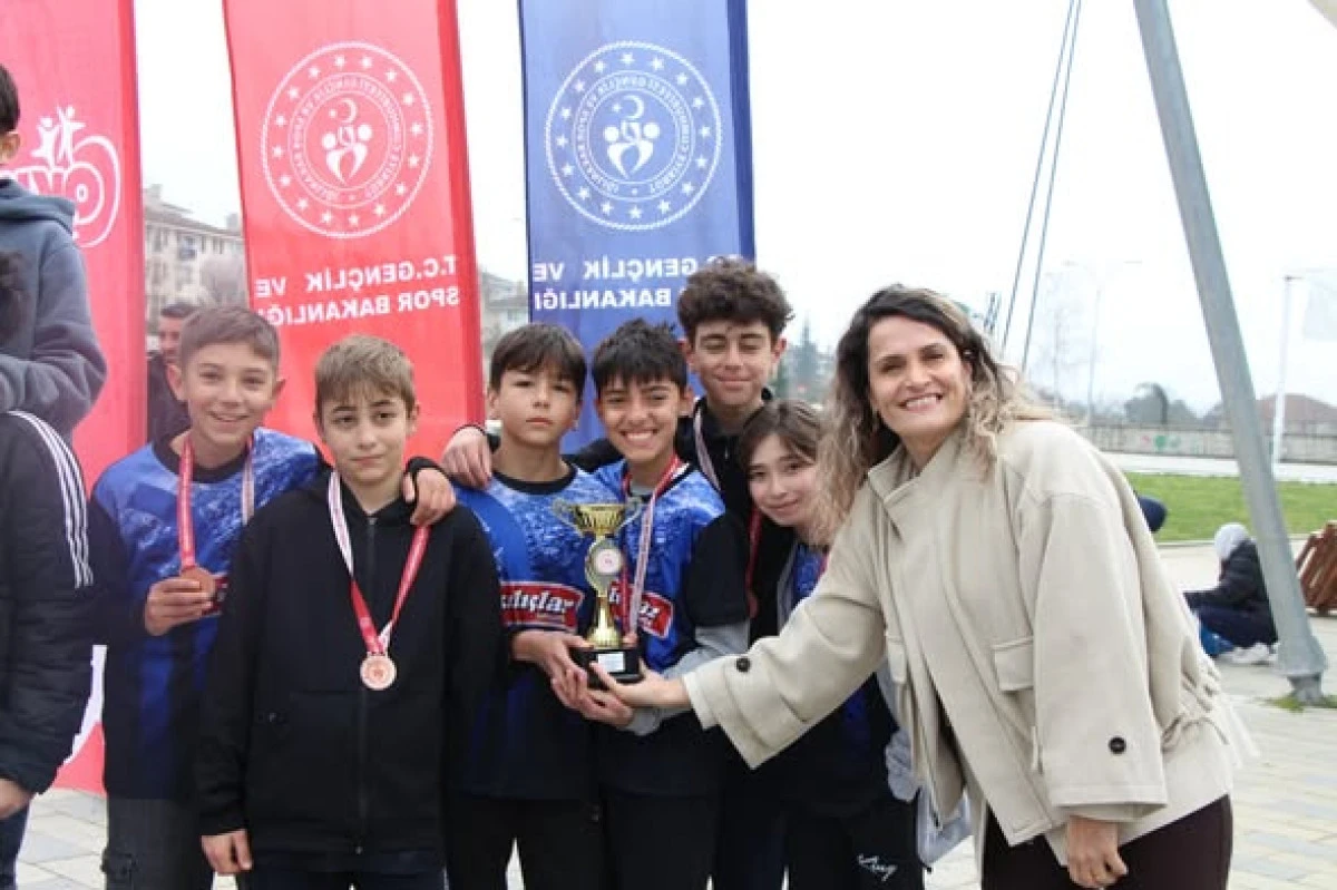 Okul Sporları Oryantiring M&uuml;sabakaları Bah&ccedil;eşehir&rsquo;de Ger&ccedil;ekleştirildi