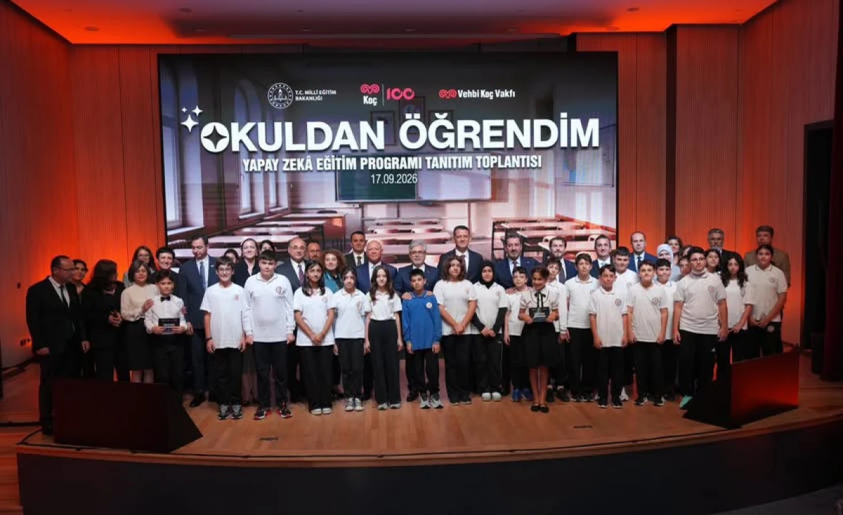 Ortaokul &Ouml;ğrencileri İ&ccedil;in Yapay Zek&acirc; Eğitim Programı Hayata Ge&ccedil;irildi
