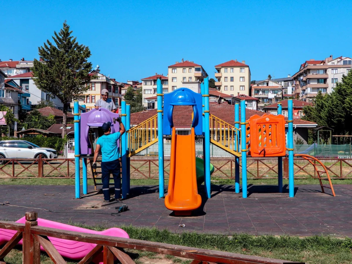 PARKLAR YENİLENİYOR