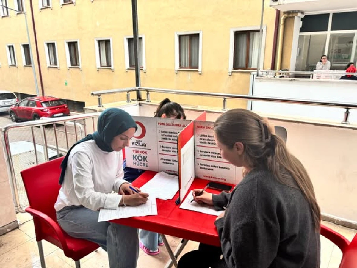 Raziye Beg&uuml;m Sultan Kız &Ouml;ğrenci Yurdunda Kan Bağışı Etkinliği
