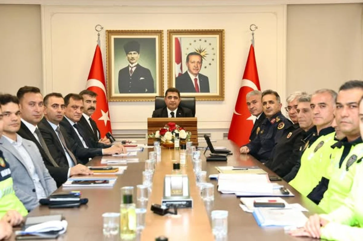  Trafik İşaret ve Levhalarının Sadeleştirilmesi Komisyonu Toplantısı, yapıldı