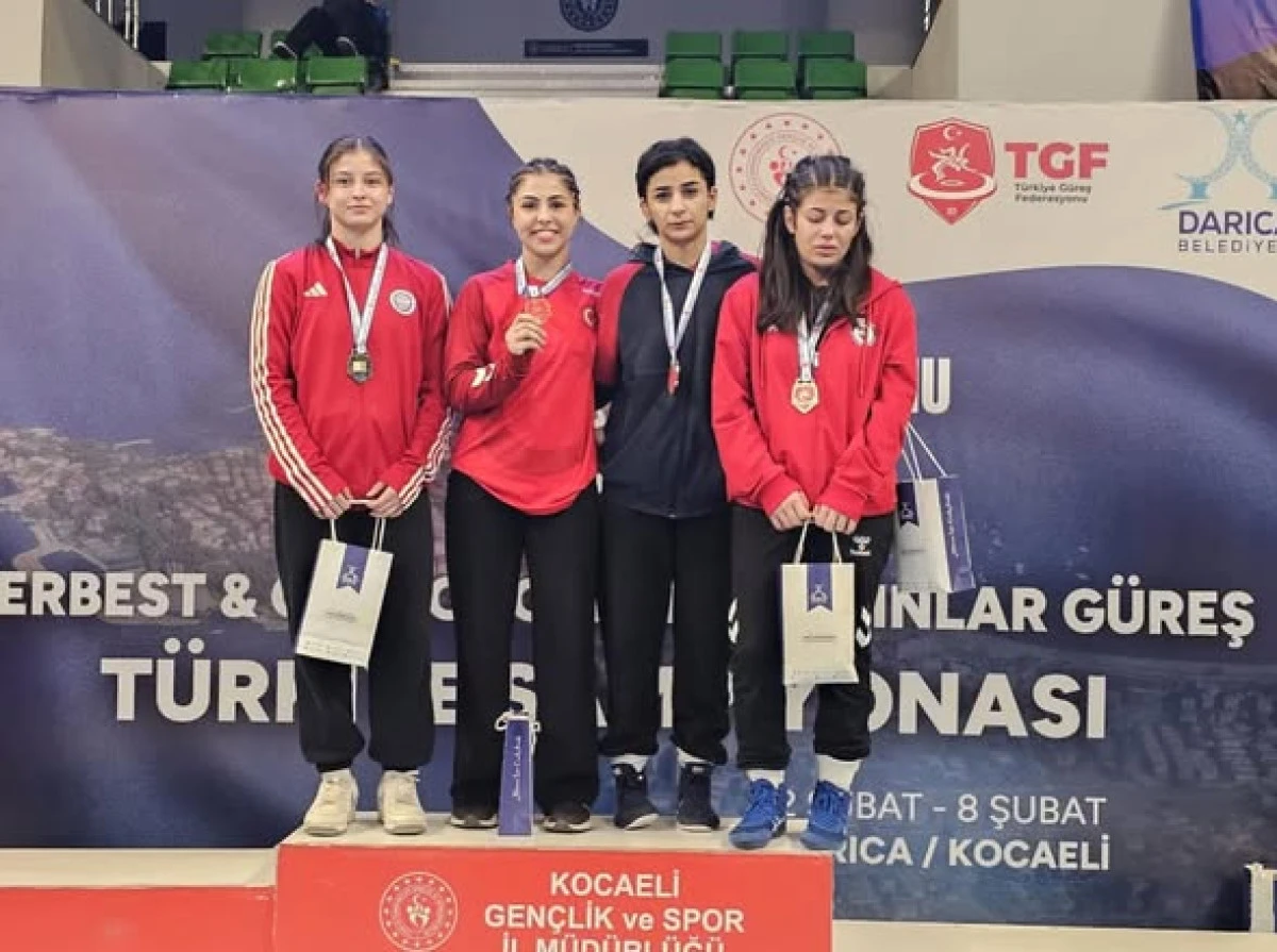 U17 Kadınlar G&uuml;reş T&uuml;rkiye Şampiyonası Sona Erdi