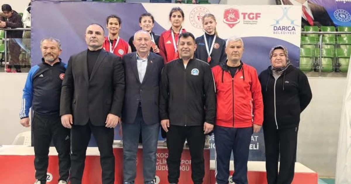 U17 Kadınlar G&uuml;reş T&uuml;rkiye Şampiyonası&rsquo;nda ilk g&uuml;n sona erdi