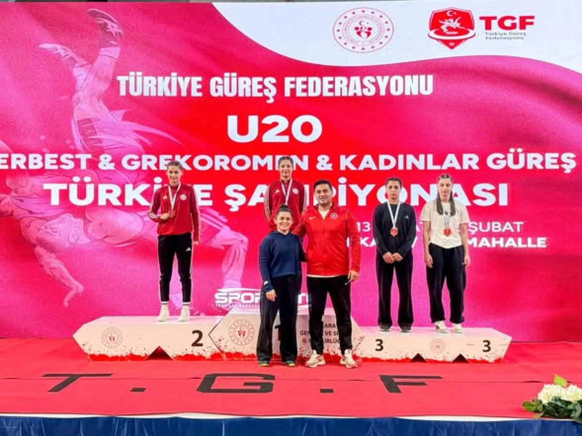 U20 Kadınlar G&uuml;reş T&uuml;rkiye Şampiyonası&rsquo;nda İlk G&uuml;n Tamamlandı