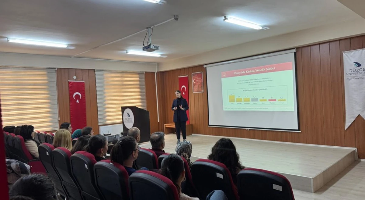 &Uuml;niversite &Ouml;ğrencilerine Kadına Y&ouml;nelik Şiddetle M&uuml;cadele Eğitimi D&uuml;zenlendi.