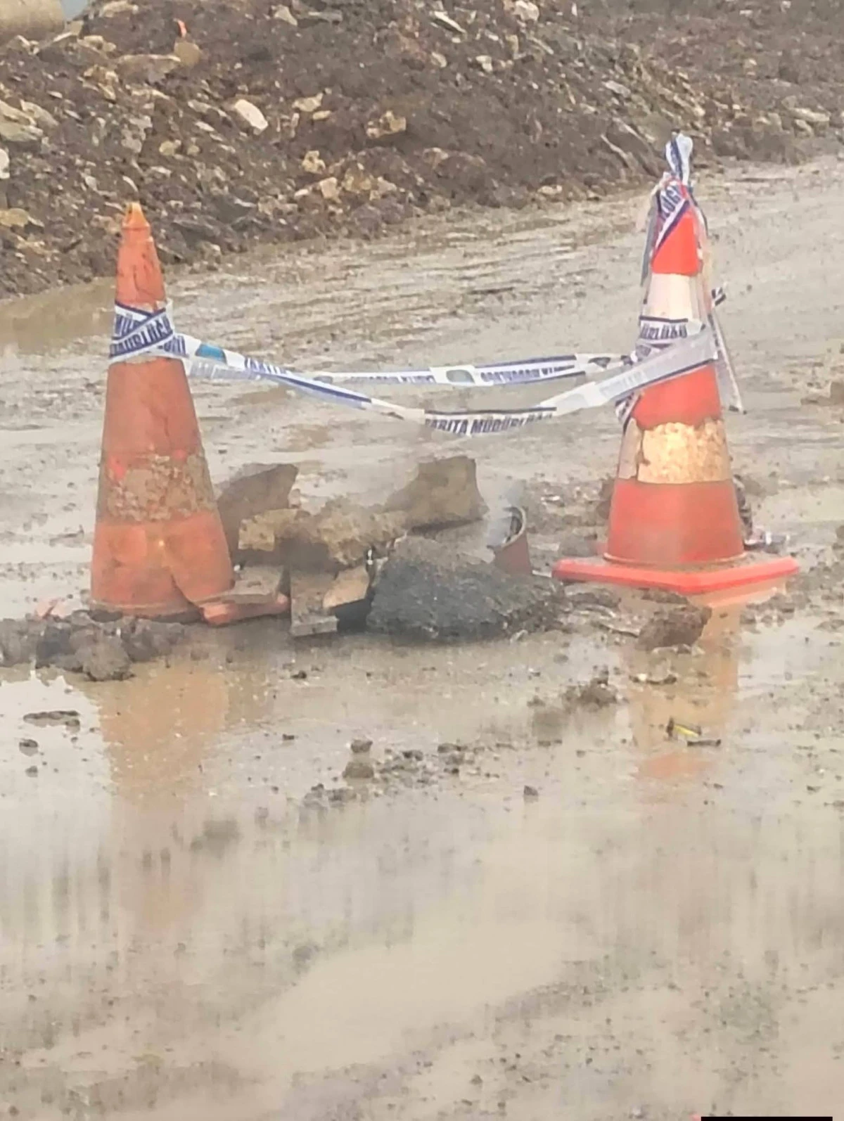 &Uuml;niversite Yolu Alarm Veriyor: Ak&ccedil;akoca &Ccedil;amura Teslim!