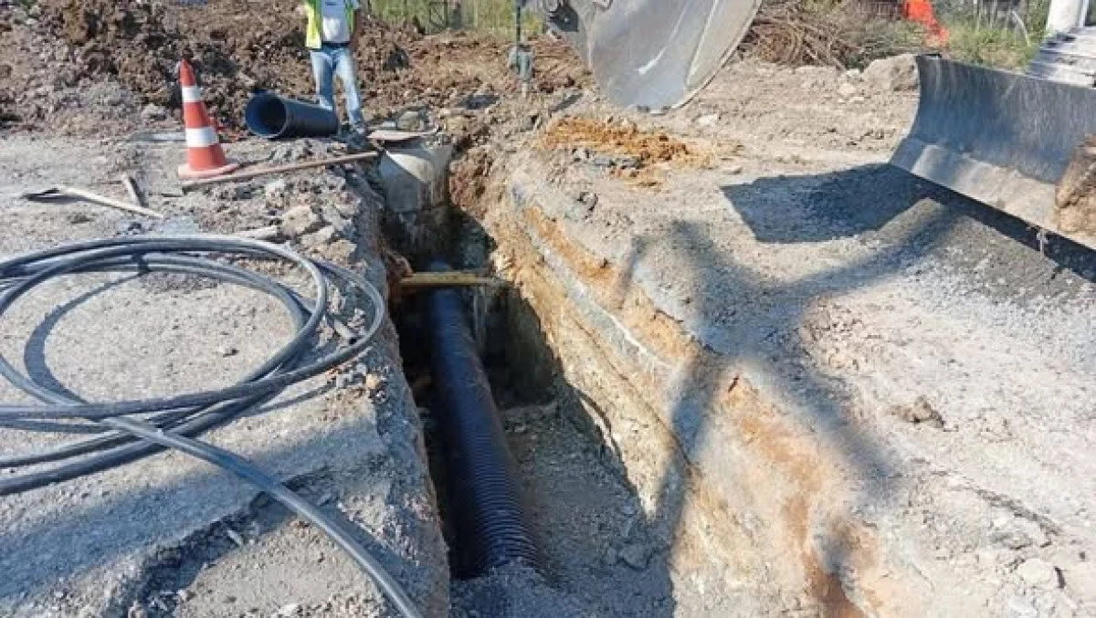 &Uuml;niversite Yolunda Altyapı Mesaisi Devam Ediyor