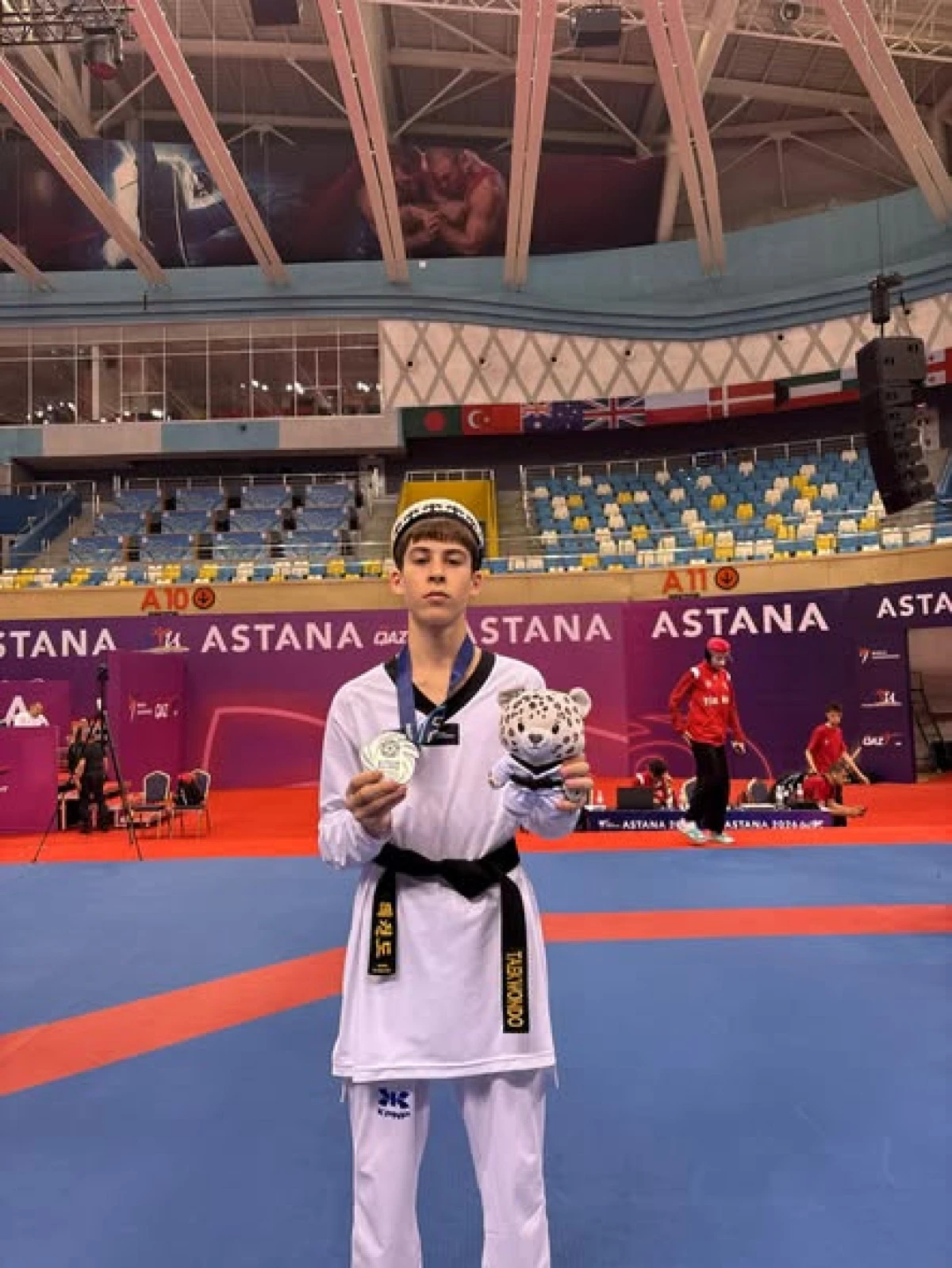 UTKU KAP AVRUPA KUL&Uuml;PLER ŞAMPİYONU!