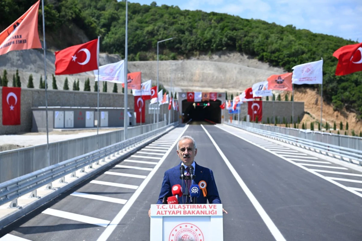 Yalova-Armutlu Yolu Hizmete A&ccedil;ıldı