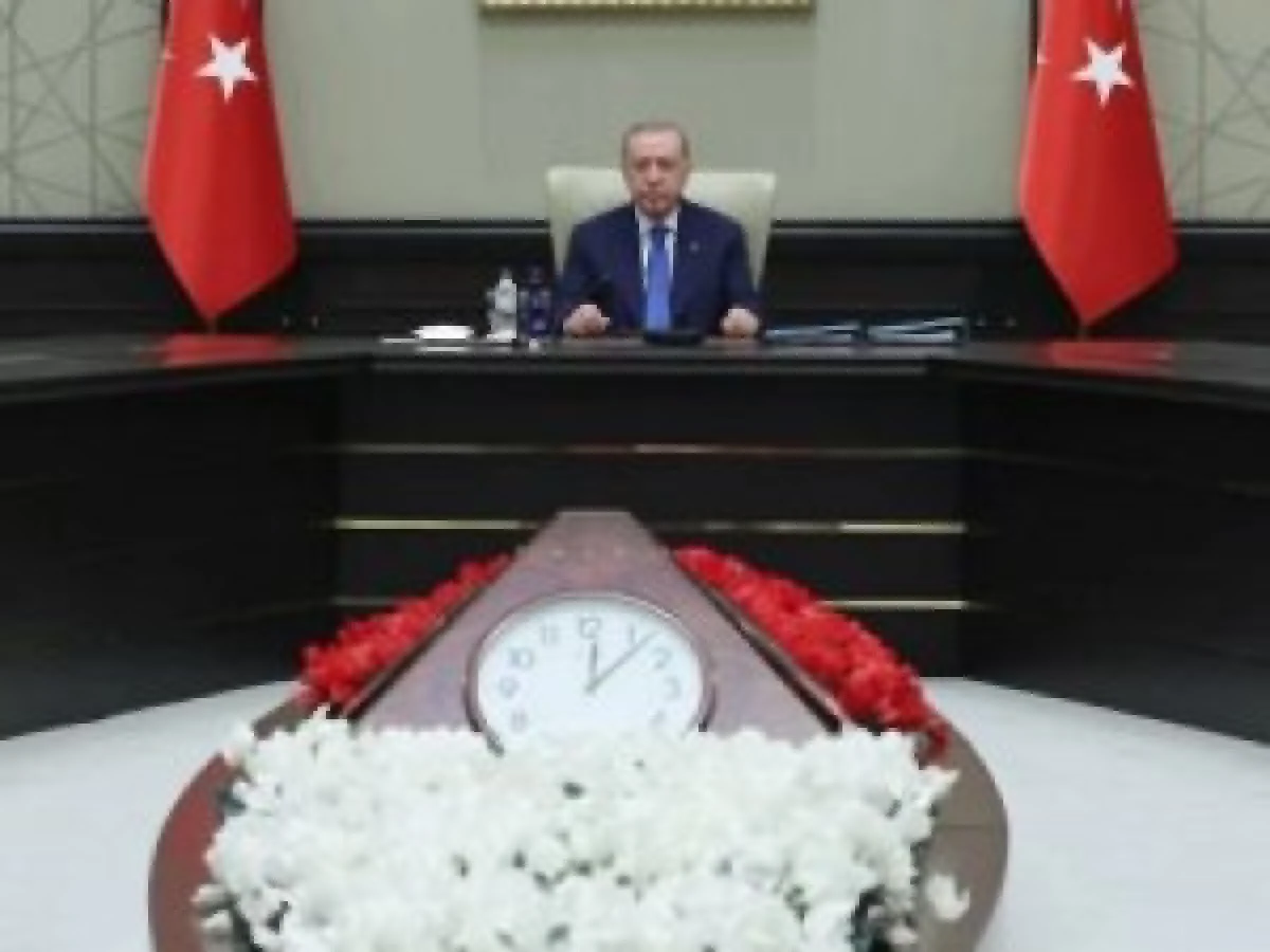 YAŞ kararları a&ccedil;ıklandı