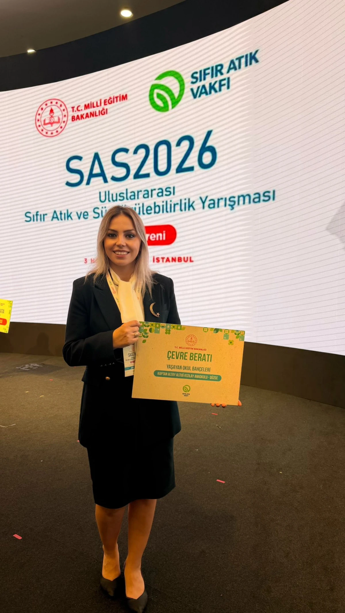 Yaşayan Okul Bah&ccedil;emizle D&uuml;zce İl Birincisi Oldu