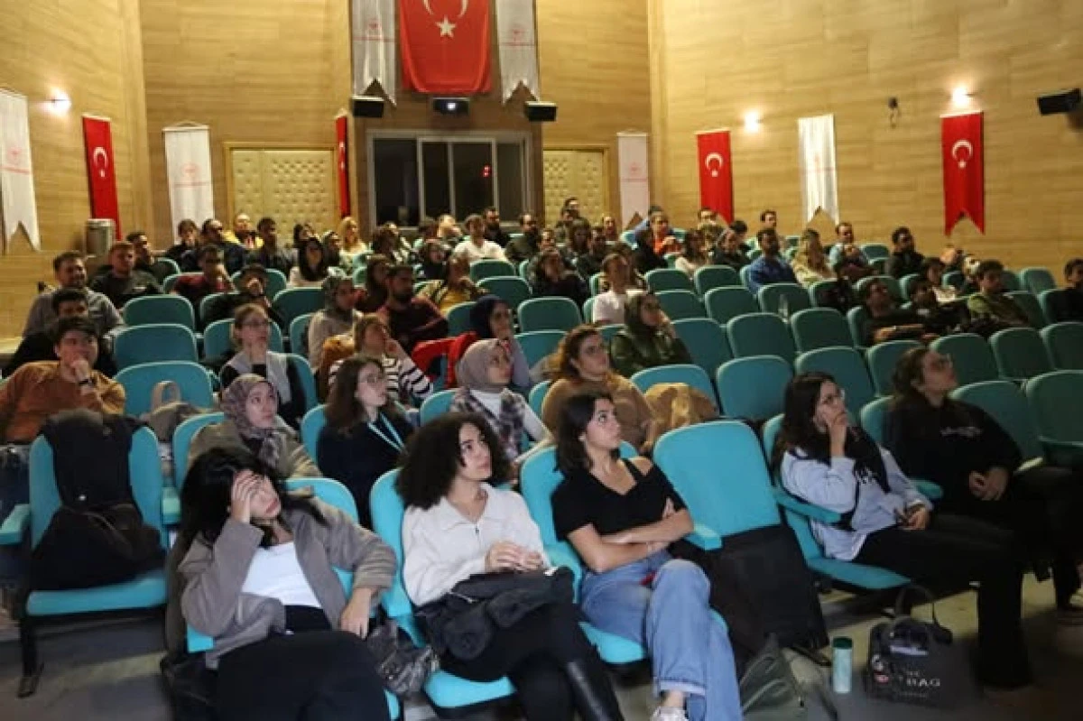 YENİ DOKTORLARA EĞİTİM