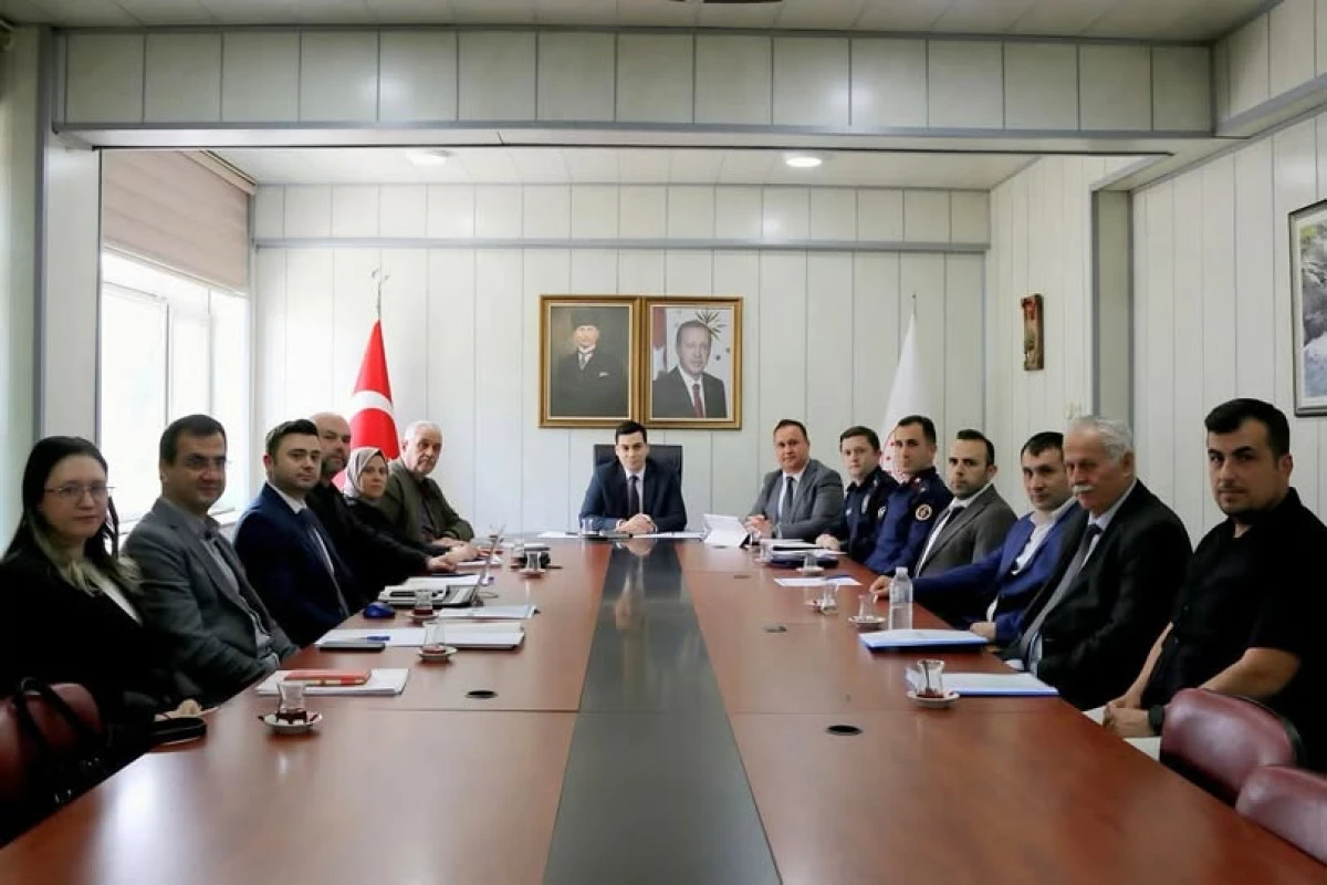 Yığılca da Okul G&uuml;venliği İl&ccedil;e Y&uuml;r&uuml;tme Kurulu Toplantısı&rdquo; ger&ccedil;ekleştirildi.