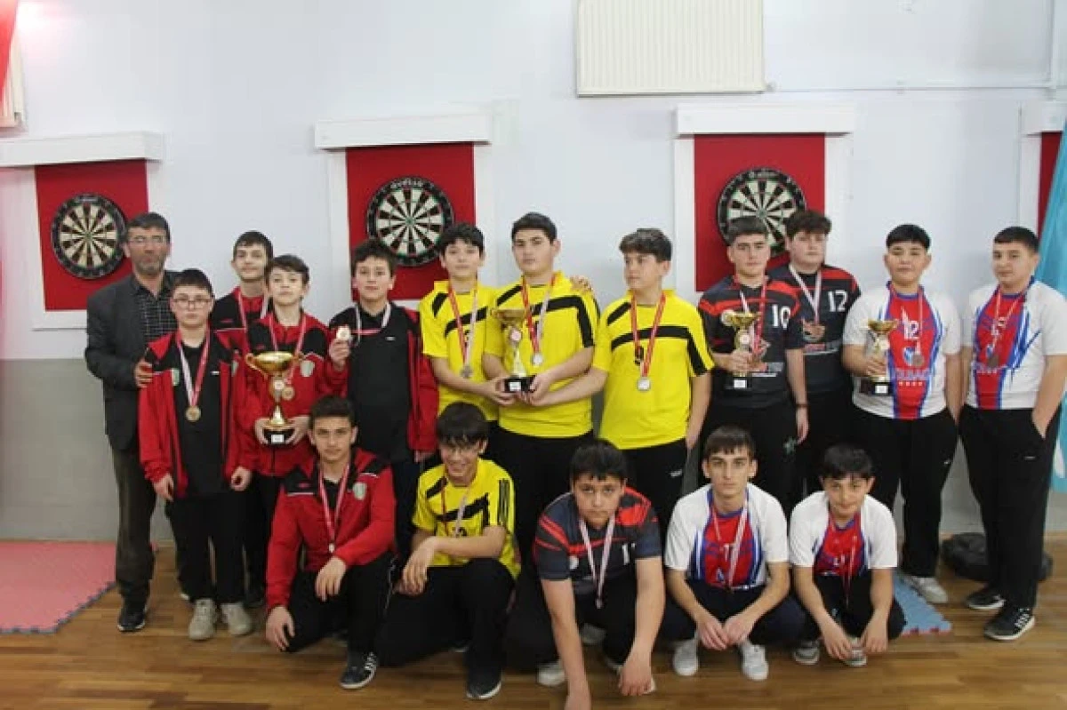 Yıldızlar Dart M&uuml;sabakaları Tamamlandı