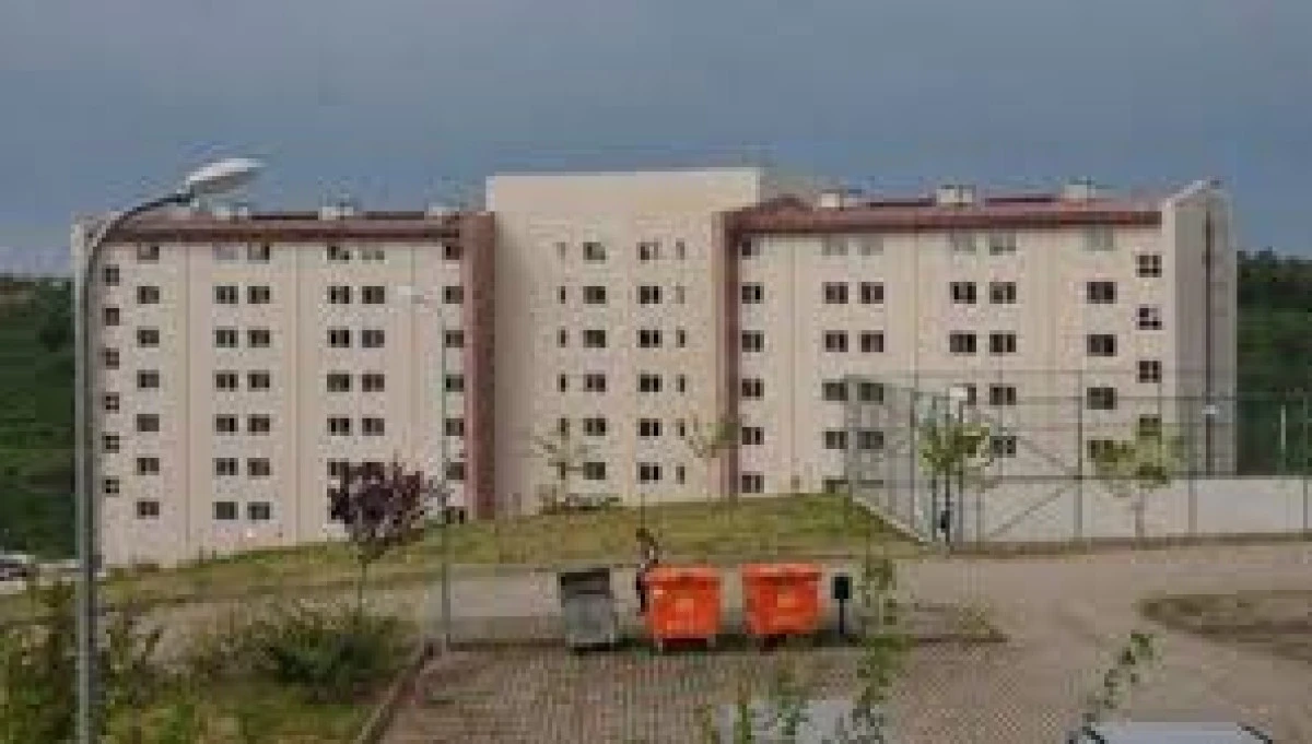 Yurt oda kapıları değiştirme işi yaptırılacak