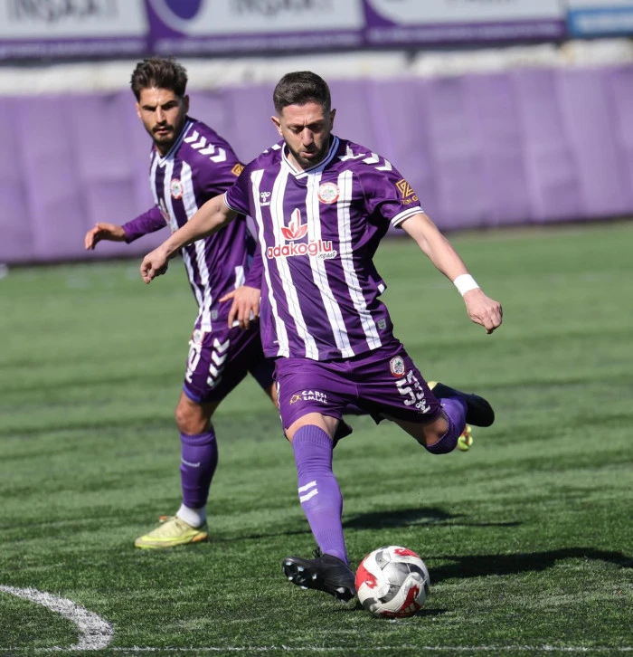 EREĞLİ BELEDİYESPOR PLAY-OFF A DOĞRU Y&Uuml;R&Uuml;YOR