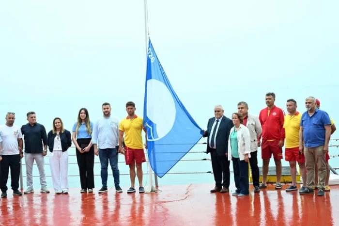 &Uuml;ST &Uuml;STE 4. KEZ MAVİ BAYRAK DALGALANIYOR
